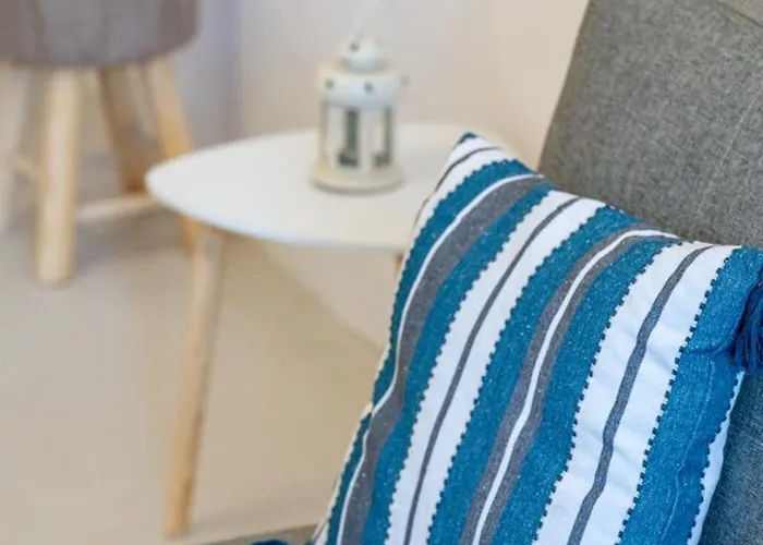 Anna Maria House For 6 Persons In Town Tinos