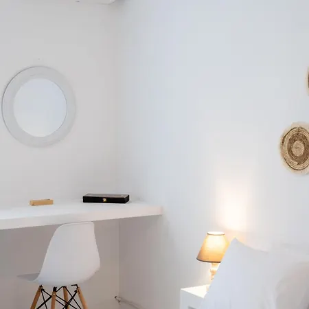 Anna Maria House For 6 Persons In Town Tinos